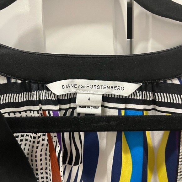 DVF Women’s Blouse - Picture 2 of 3